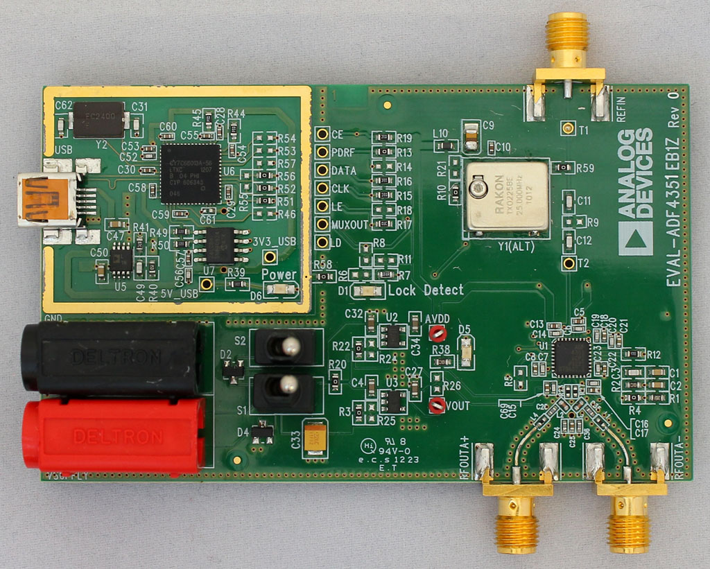 にディスプ ヤフオク! - ADF4351 RF SG LCD表示 ケース入り 電源付き 10... チャネルは