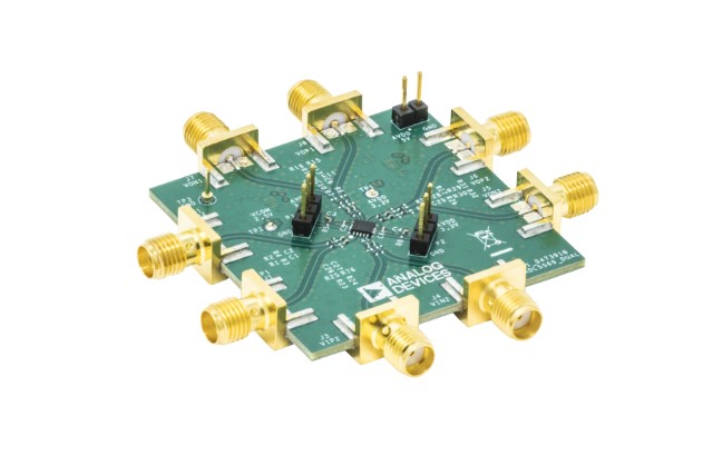 ADL5569 Evaluation Board (angle)
