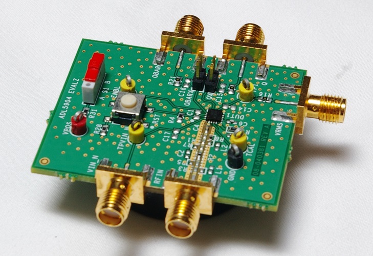 ADL5904-EVALZ  Photo1