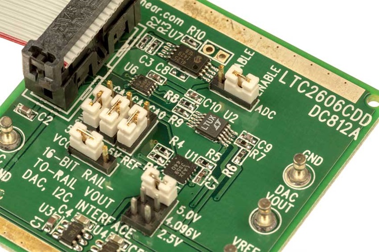 DC812A Demo Board
