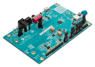 MAX96717EVKIT Board Photo Angle View