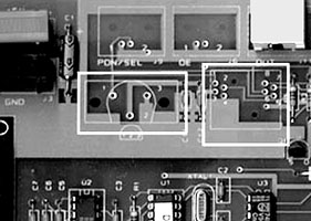 Figure 1. The DS1075K Development Kit has provisions to accommodate TO-92 (J4) and SOIC (J5) sockets.