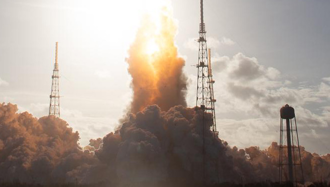 NASA’s Space Launch System rocket carrying the Orion spacecraft