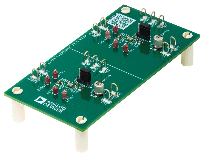MAXM20343EVKIT/MAXM20344EVKIT Board Photo Angle View