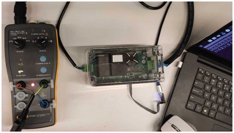 Figure 8. Test setup with the Fluke FEV300. Figure 8. Test setup with the Fluke FEV300.