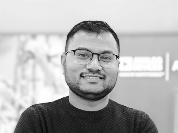 Headshot of Sarvesh Pimpalkar