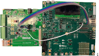 図1. EVAL-AD7124-8 に接続したMAX32625-EVKIT