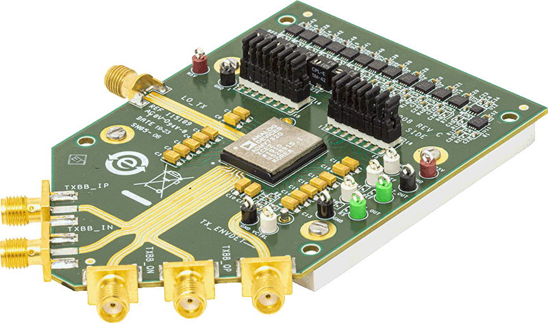  ADMV7320 Evaluation Board