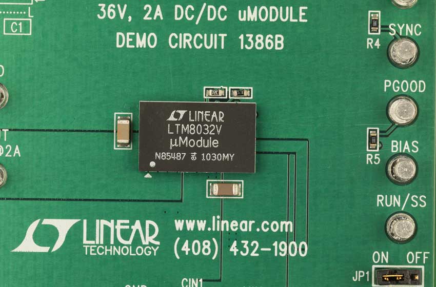 DC1386B Demo Board