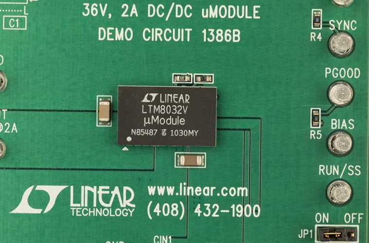 DC1386B Demo Board