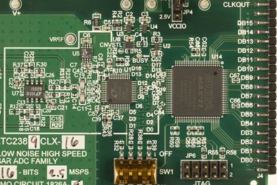 DC1826A-E Demo Board