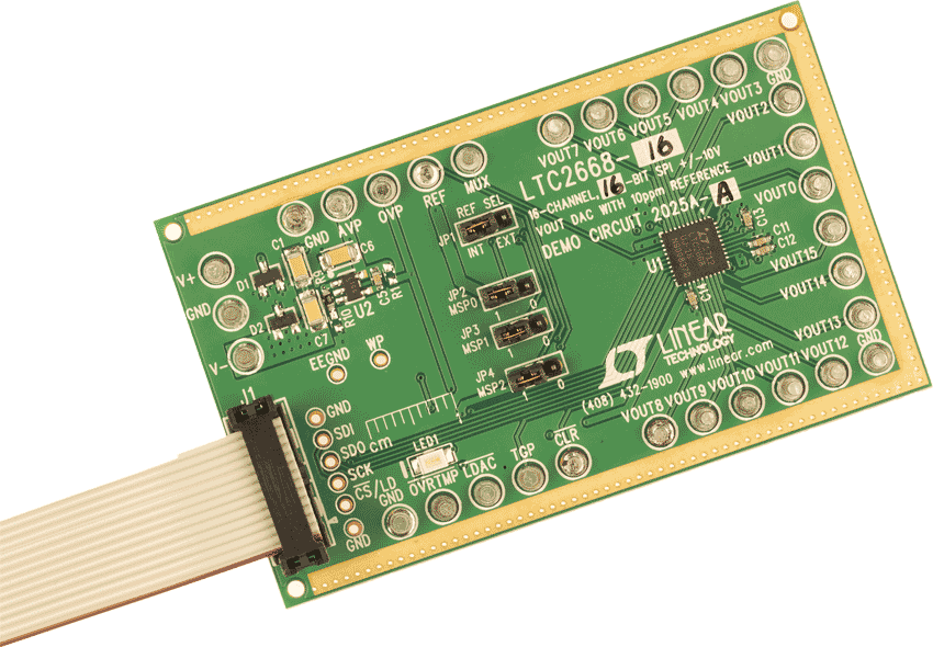DC2025A-A Demo Board