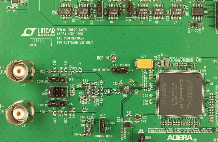 DC2425A-A Demo Board