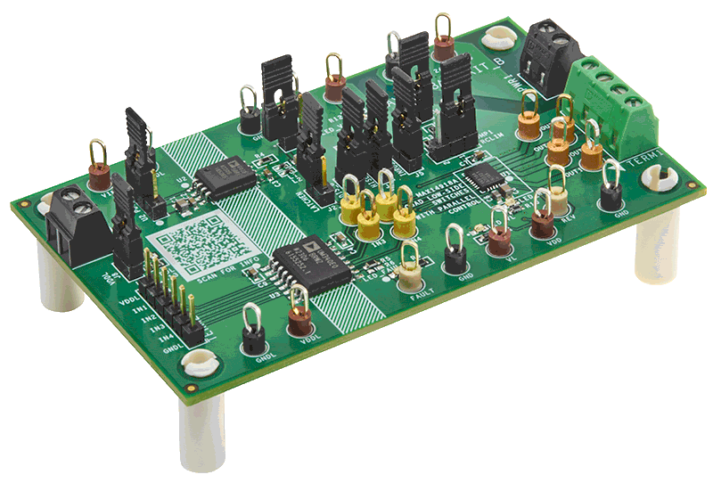 MAX14918AEVKIT Board Photo Angle View