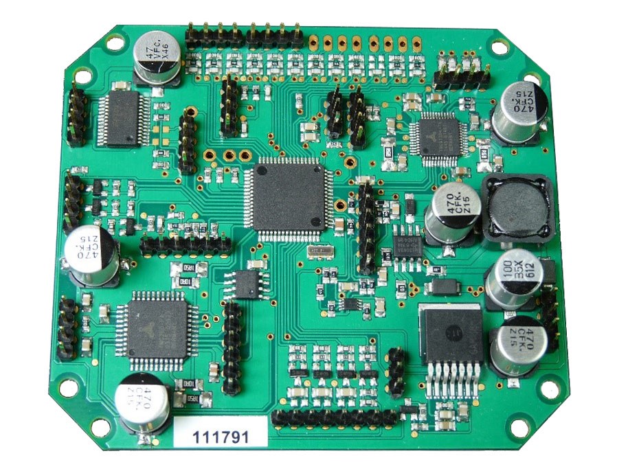 Figure 14. The controller PCB for the electromechanical actuators of the tangential tonearm DTT-01-S, along with Trinamic's smart stepper motor driver solutions. (Courtesy of AVDesignHaus).