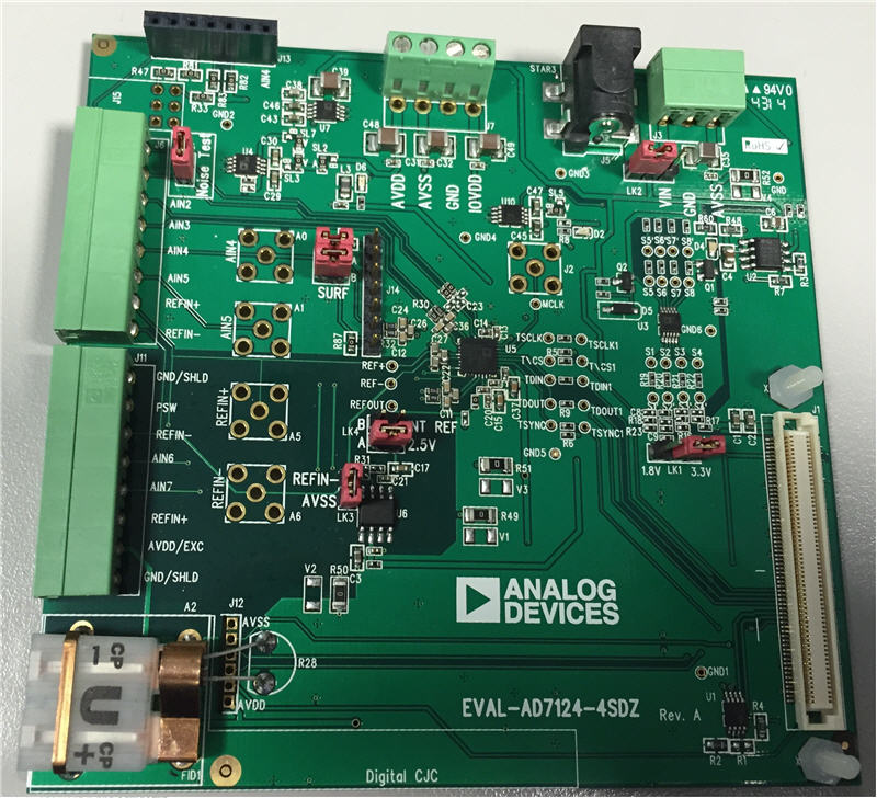 AD7124-4 | data sheet and product info 8-Channel, Low Noise