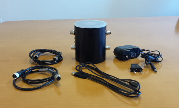 Figure 3. The MAXREFDES79# reference design box contents.